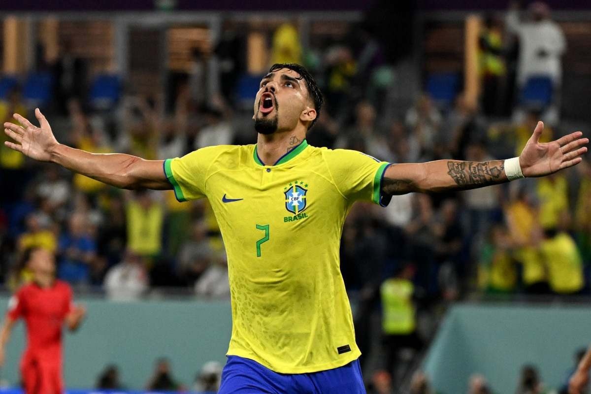 WATCH: Joga bonito! Richarlison converts sublime Brazil team goal as  Selecao maul South Korea - and he celebrates with Tite!