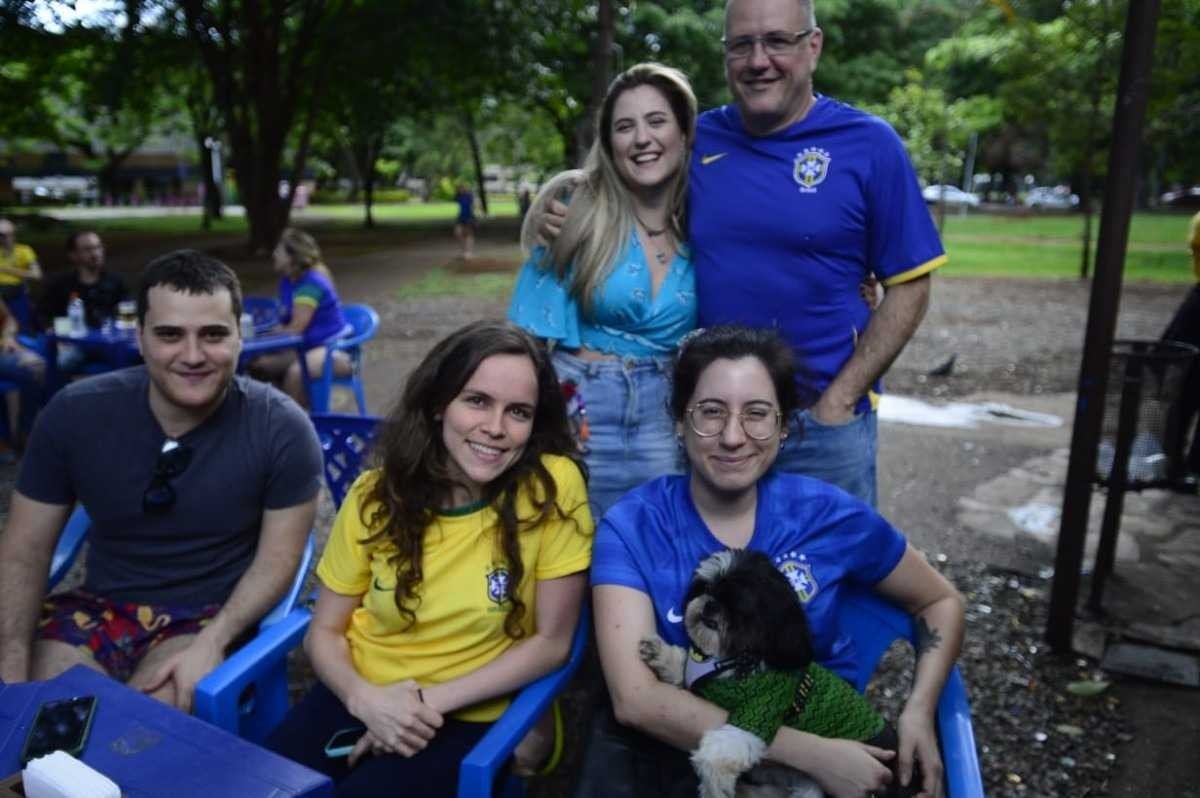 Família da arquiteta Ana Luíza está esperançosa com o hexa.