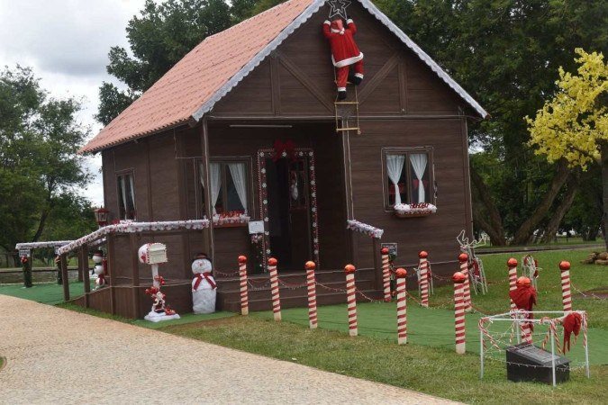  06/12/2022. Crédito: Mariana Lins/Esp.CB/D.A Press.Casa do Papai Noel Poupex 