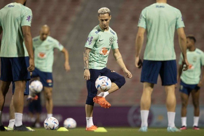 O pronunciamento de Antony foi feito após uma reportagem do 'UOL', publicada nesta segunda-feira (4/9), mostrar conversas de WhatsApp entre ele e a ex - (crédito: Lucas Figueiredo/CBF) O pronunciamento de Antony foi feito após uma reportagem do 'UOL', publicada nesta segunda-feira (4/9), mostrar conversas de WhatsApp entre ele e a ex - (crédito: Lucas Figueiredo/CBF)