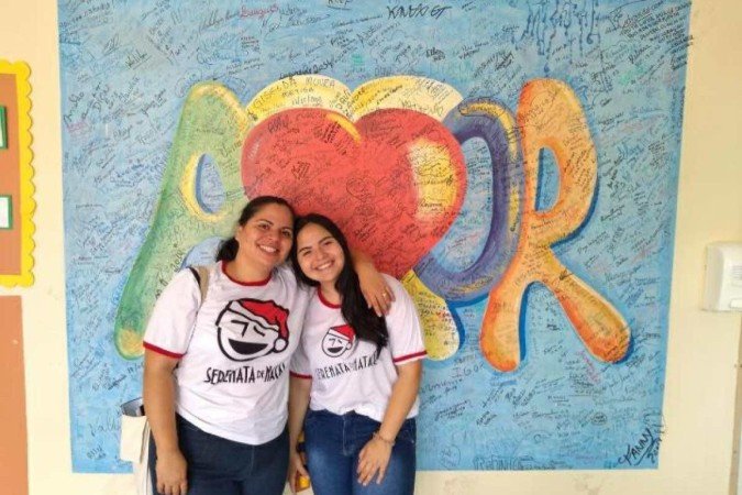 Vívian e Natalia Carvalho na Serenata no Hospital da Criança, em 2019