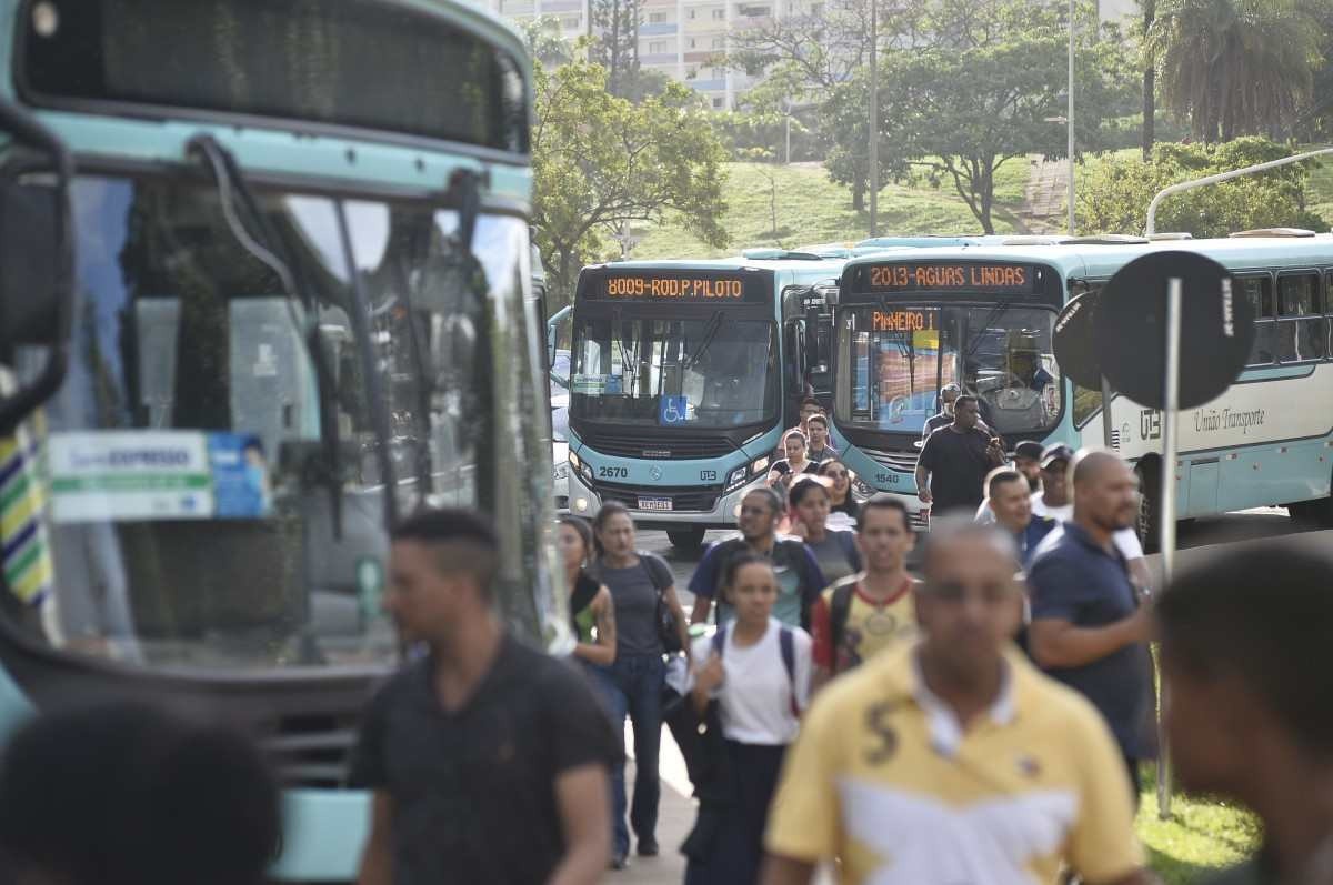 Créditos do cartão mobilidade têm validade de um ano a partir de quinta