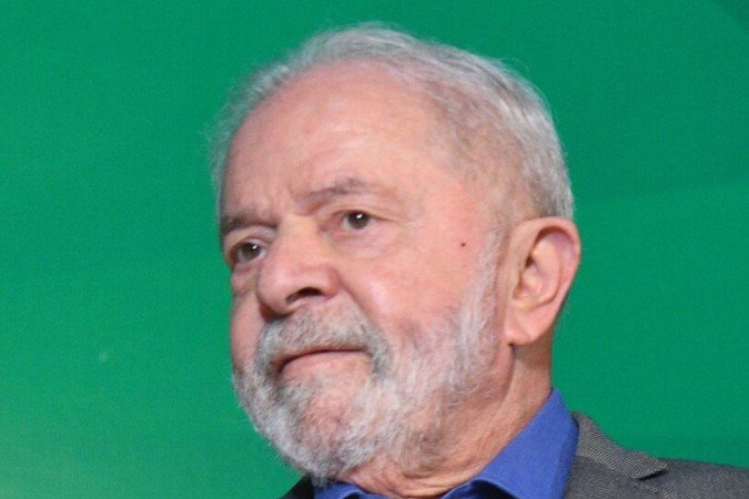 Coletiva de Imprensa com o presidente eleito, Luiz Inácio Lula da Silva para anunciar os cinco ministros do futuro Governo. O vice-presidente Geraldo Alckmin e a presidente do PT, Gleisi Hoffmann estiveram presentes no CCBB.