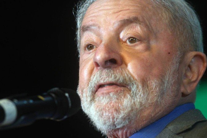 Coletiva de Imprensa com o presidente eleito, Luiz Inácio Lula da Silva para anunciar os cinco ministros do futuro Governo. O vice-presidente Geraldo Alckmin e a presidente do PT, Gleisi Hoffmann estiveram presentes no CCBB.