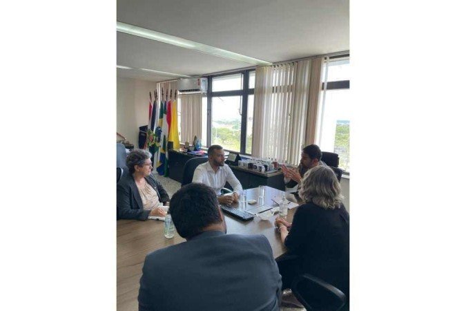 Deputados cobraram providências ao secretário Júlio Danilo. - (crédito: Material cedido ao Correio) Deputados cobraram providências ao secretário Júlio Danilo. - (crédito: Material cedido ao Correio)