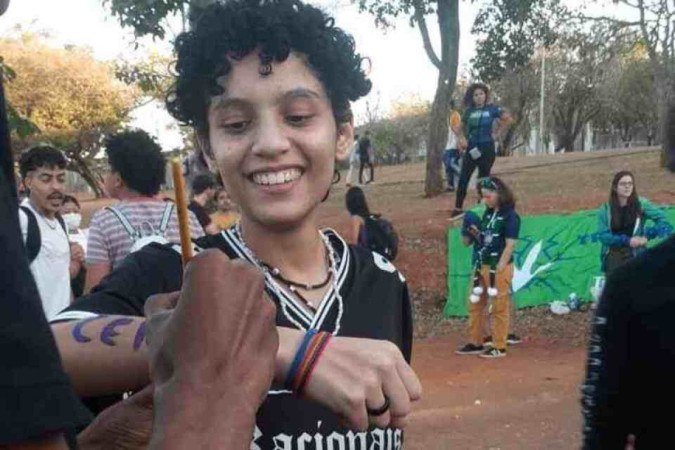 Julyana estimulou amigos e até a mãe a retomar os estudos Julyana estimulou amigos e até a mãe a retomar os estudos