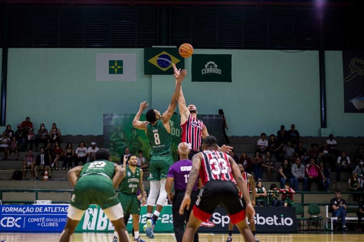 Cerrado bate o São Paulo e conquista a primeira vitória em casa no NBB