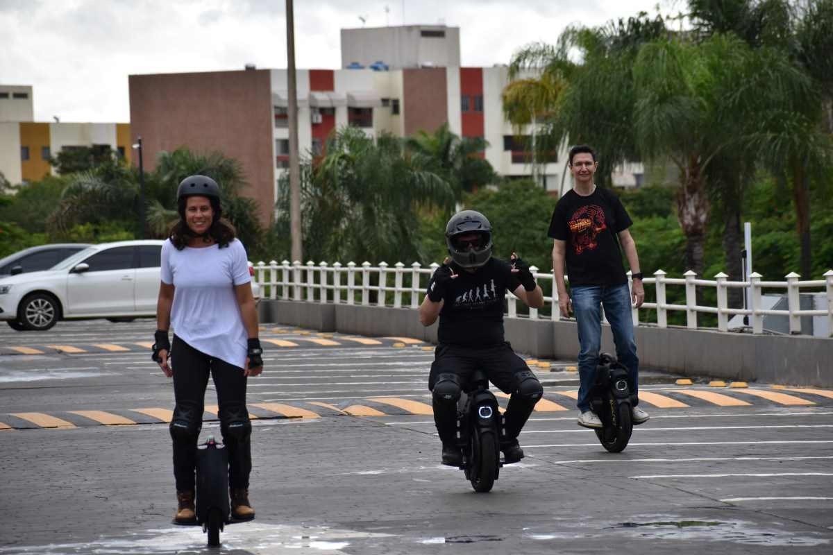 Brasilienses adotam um meio de transporte sustentável e divertido