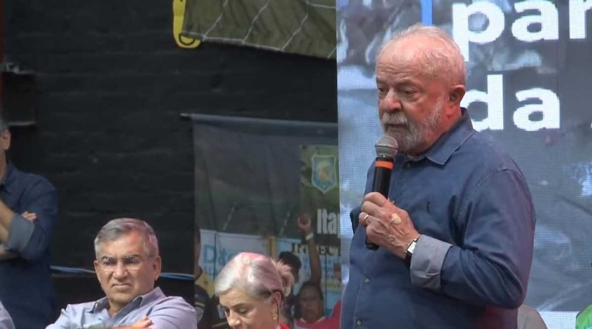 Em Natal dos Catadores, Lula promete ato com população de rua após posse