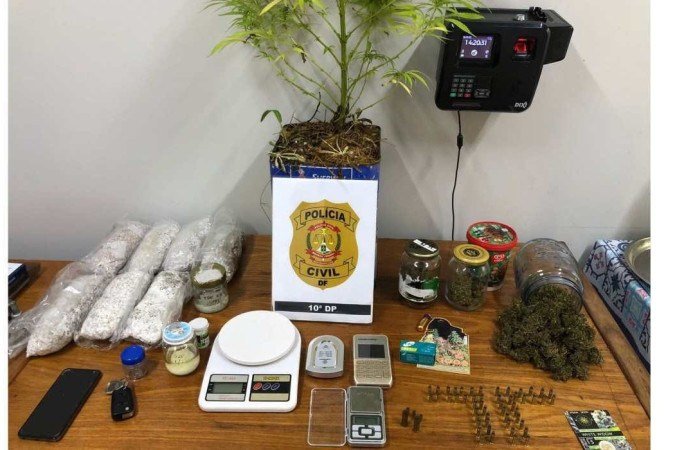 Homem foi preso em flagrante e pode pegar até 15 anos de prisão - (crédito: PCDF/Divulgação) Homem foi preso em flagrante e pode pegar até 15 anos de prisão - (crédito: PCDF/Divulgação)