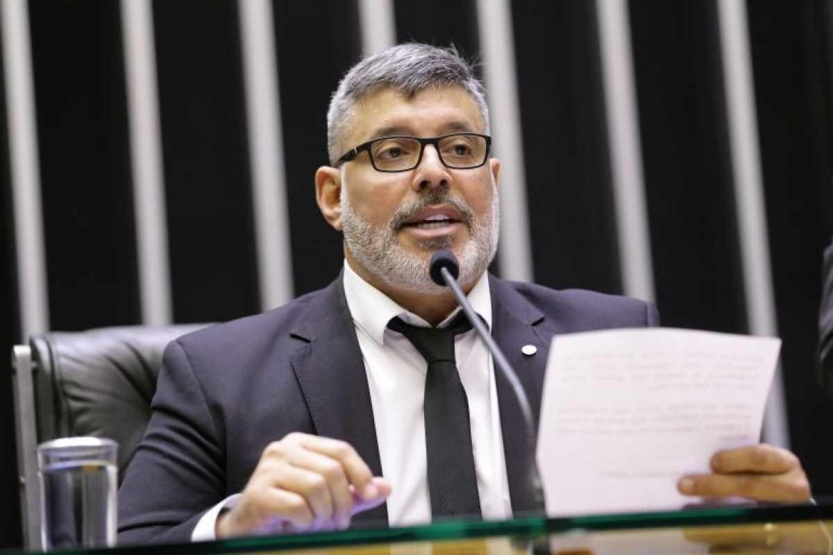 Frota sobre orçamento secreto: 'PT votou a favor do que Lula criticou'