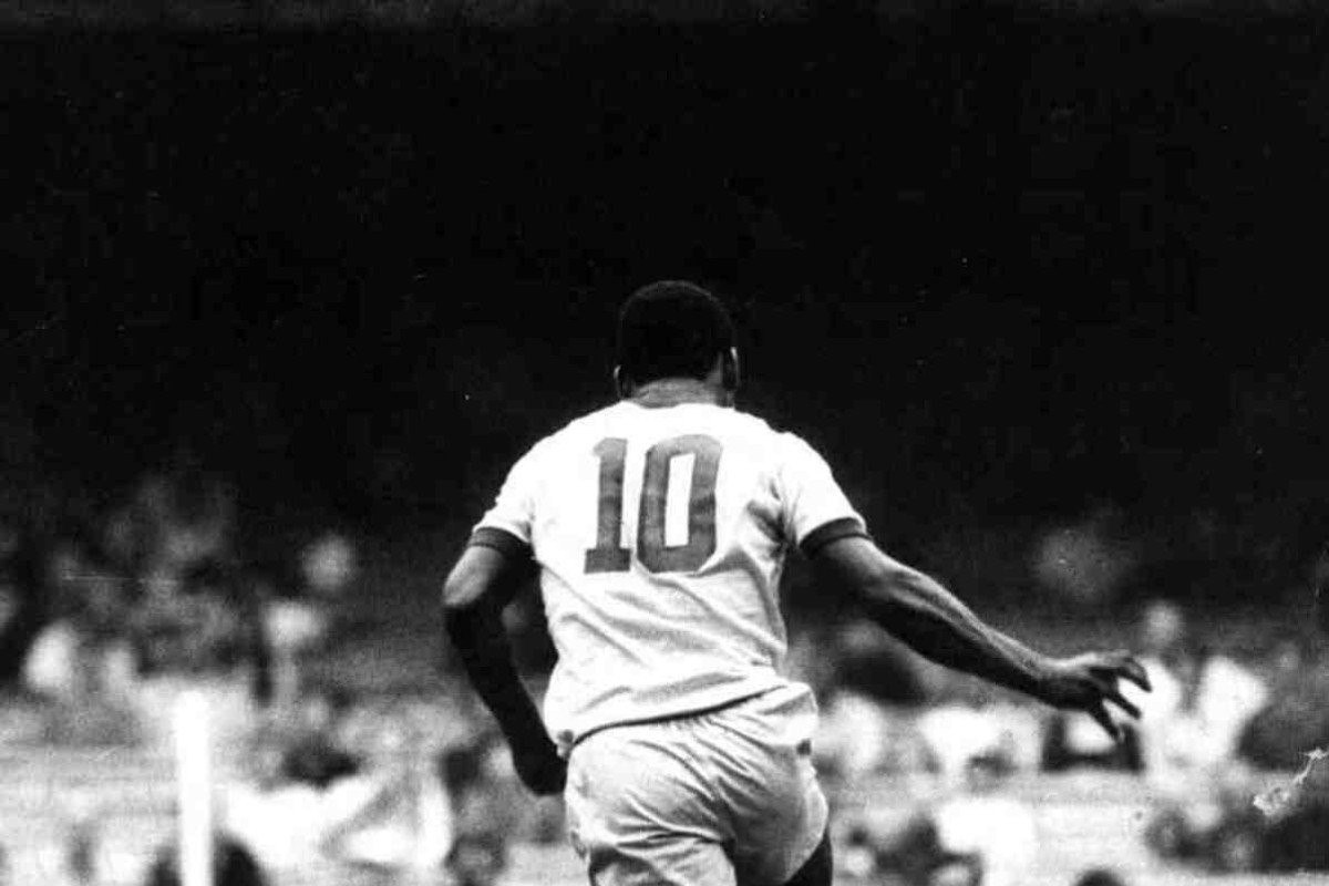 Relembre a trajetória de Pelé na Seleção Brasileira: gols, títulos