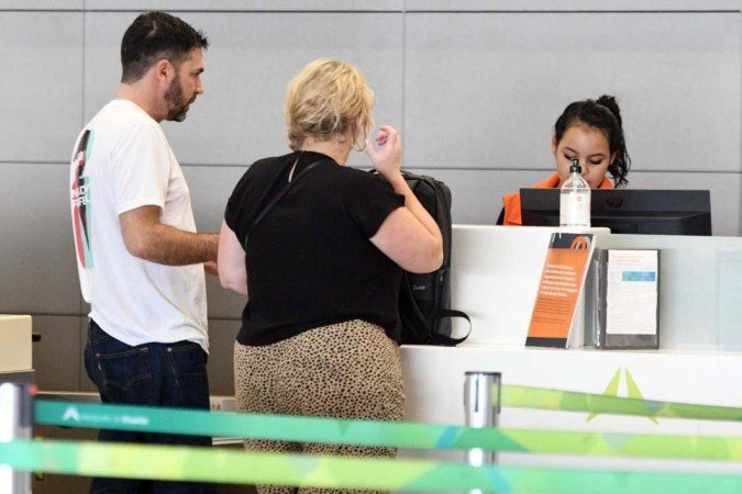  19/12/2022. Crédito: Ed Alves/CB/D.A Press. Brasil. Brasília - DF. Brasil. Movimento no Aeroporto Internacional de Brasilia. Greve de pilotos e comissários provoca atrasos em voos em aeroportos.