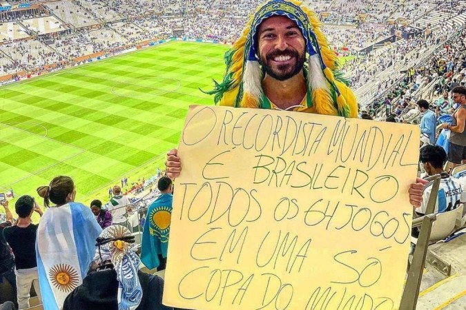 Brasiliense se torna a 1ª pessoa a assistir a todos os jogos da Copa