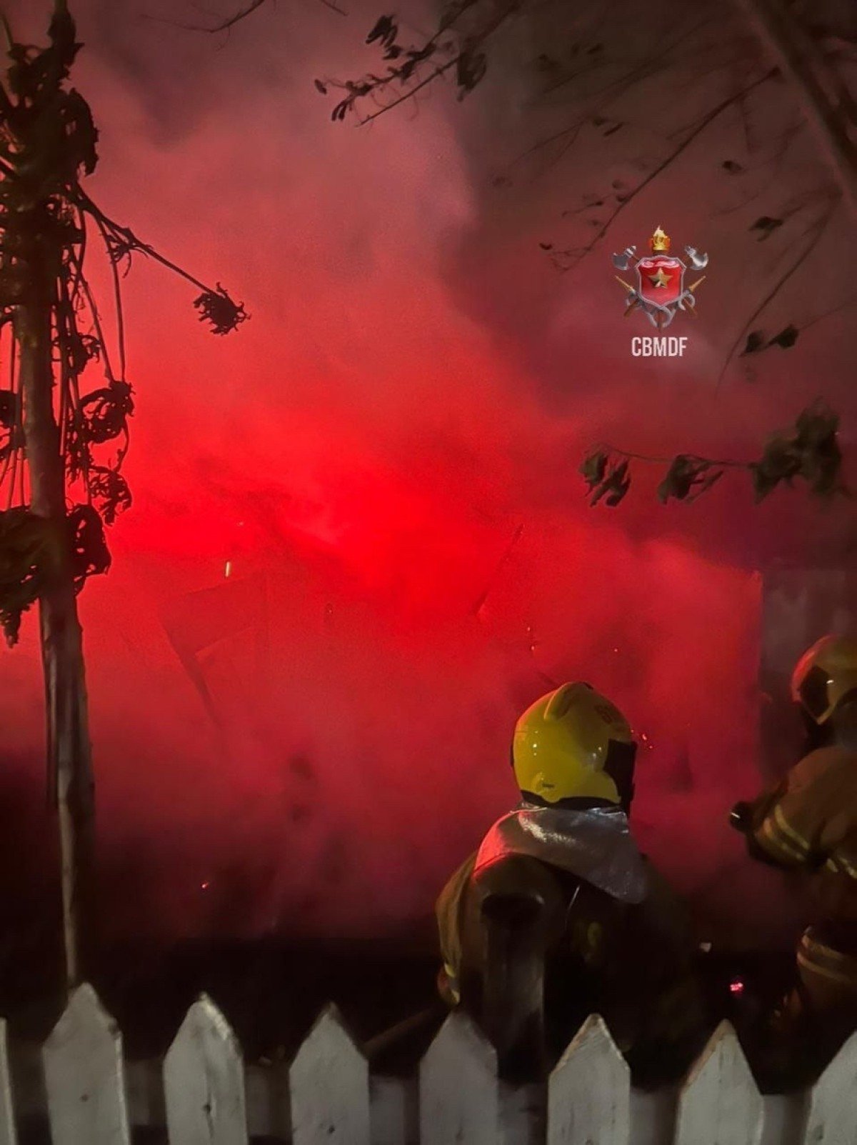 Incêndio em residência em Sobradinho nesta terça-feira