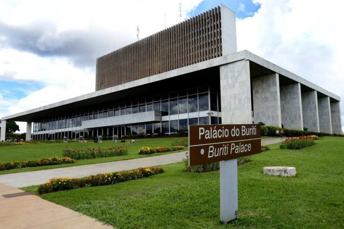 Governo da Bahia estuda decretar ponto facultativo em jogos da