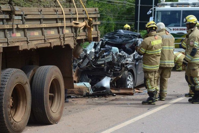  23/12/2022 Crédito: Marcelo Ferreira/CB/D.A. Press Brasília- DF - Acidente de trânsito com vítima fatal na EPIA Norte próximo a Água Mineral.
