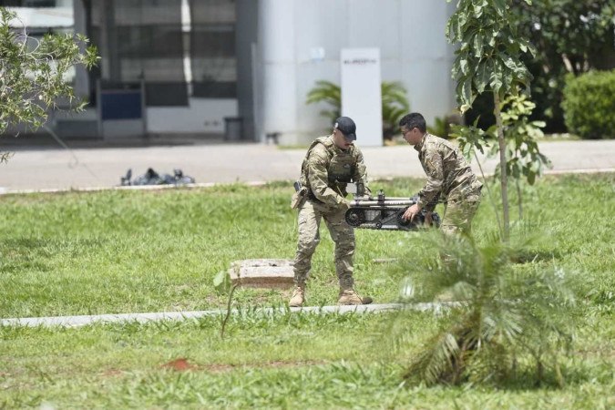 Grupo de empresários do PR faz doações de armas à Polícia