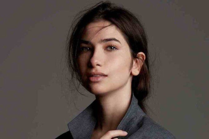 Malu Mendonça, também modelo profissional, em ensaio fotográfico