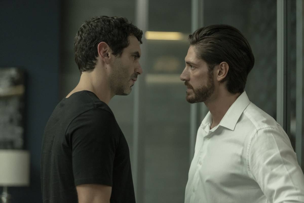 Angelo Nascimento como Heitor e Nikolas Antunes como Fernando: irm&atilde;os na miniss&eacute;rie