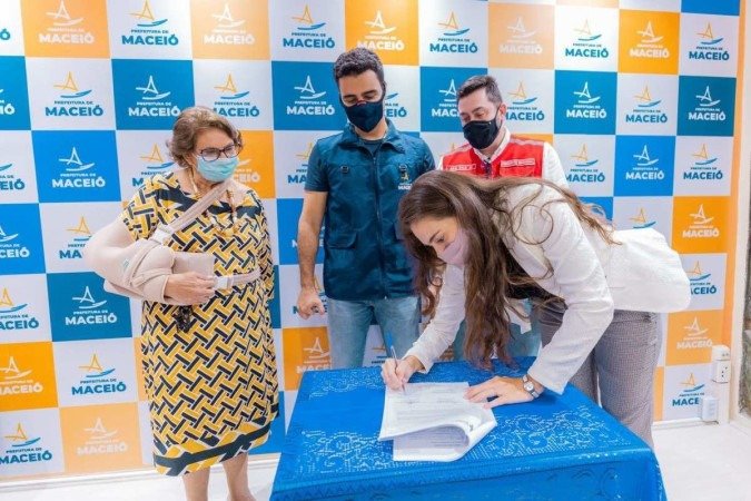  Coluna Capital S/A. Engenheira Juliana de Almeida Martinelli.