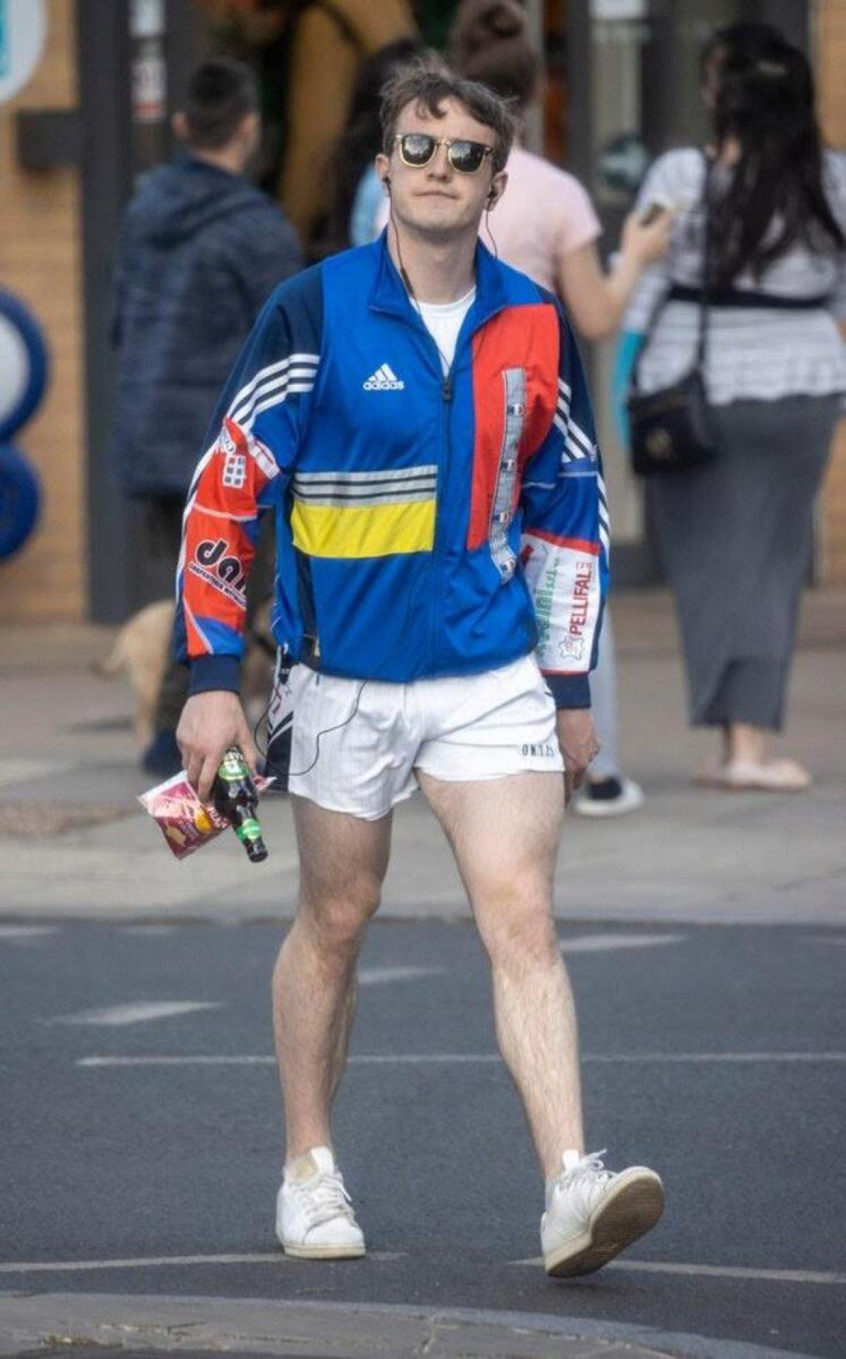 Ator Paul Mescal por dentro da tendência