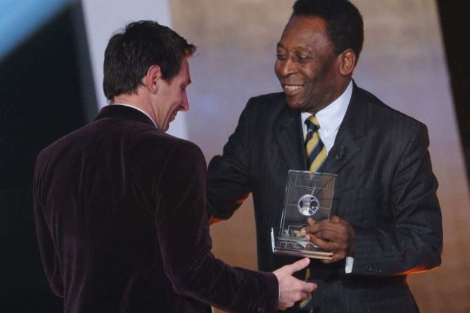 “Descanse em paz”, deseja Lionel Messi após a morte de Pelé