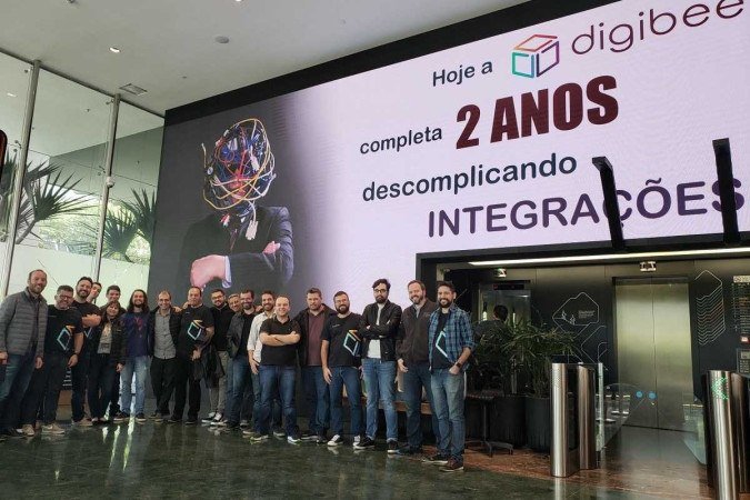 Comemora&ccedil;&atilde;o dos dois anos de  funda&ccedil;&atilde;o da Digibee