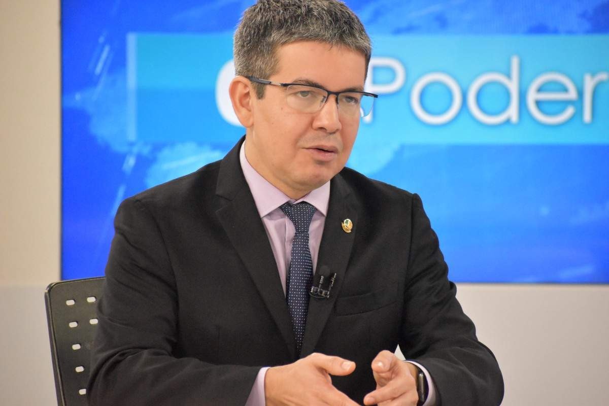 Líder do governo pede que MPs de Bolsonaro sejam tiradas da pauta do Senado