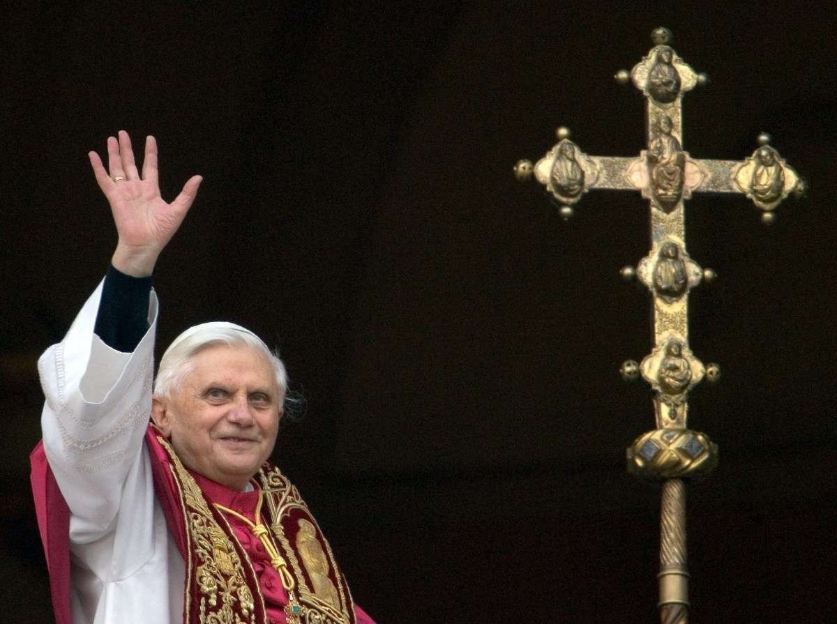 Insônia foi o 'motivo central' da renúncia de Bento XVI