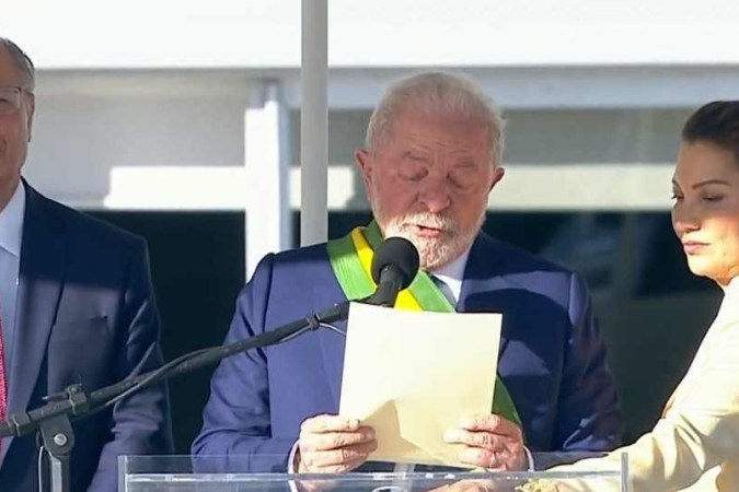 Confira a íntegra do discurso de posse de Lula no Palácio do Planalto