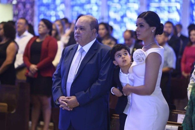 Governador Ibaneis e a Vice Celina Leão em missa na igreja Dom Bosco. Primeira-dama Mayara Rocha - (crédito: Minervino Júnior/CB/D.A. Press) Governador Ibaneis e a Vice Celina Leão em missa na igreja Dom Bosco. Primeira-dama Mayara Rocha - (crédito: Minervino Júnior/CB/D.A. Press)