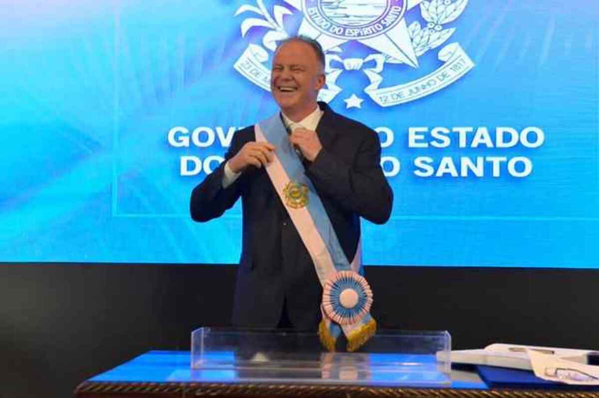 Ao tomar posse como governador do ES, Renato Casagrande celebra instituições