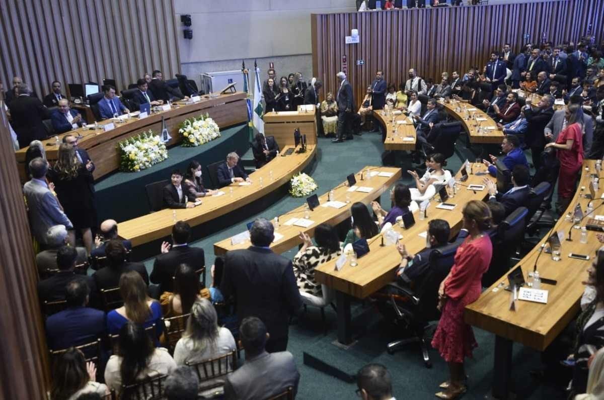 Deputados distritais tomam posse em solenidade na CLDF neste domingo