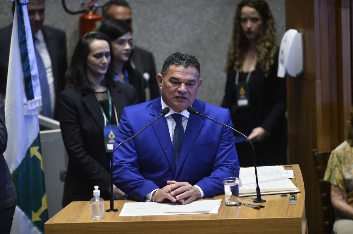 Robério se despede da liderança do governo e Hermeto assumirá função em 2025