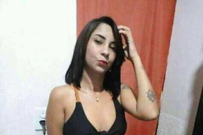 Fernanda Letícia, 27 anos