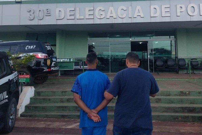 Homem foi preso por investigadores da 30ª Delegacia de Polícia - (crédito: Material cedido ao Correio) Homem foi preso por investigadores da 30ª Delegacia de Polícia - (crédito: Material cedido ao Correio)