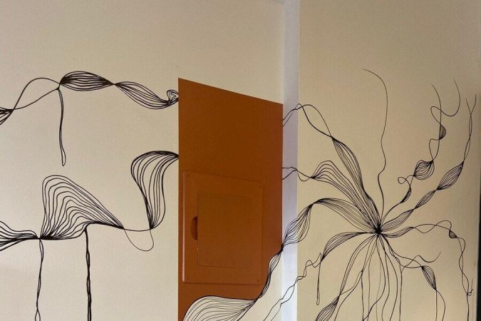 Rabiscos e desenhos à mão livre são as formas mais espontâneas e fáceis para o processo.