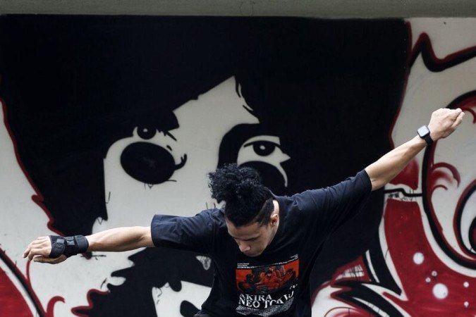  03/01/2023. Crédito: Minervino Júnior/CB/D.A Press. Brasil.  Brasilia - DF.Revista.  Moda Streetwear skatistas no Setor Bancário Sul. Hiury Silva Bueno.