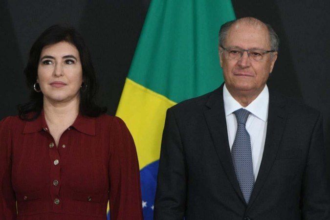 Tebet e Alckmin durante posse da ministra do Desenvolvimento