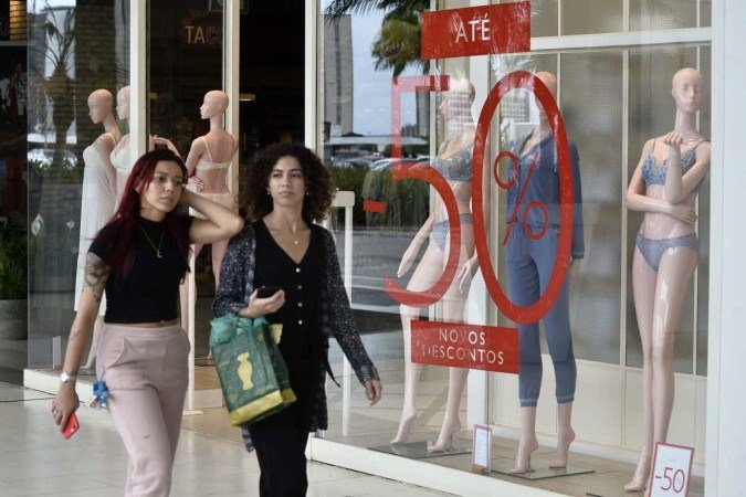 Algumas lojas estão oferecendo boas promoções
