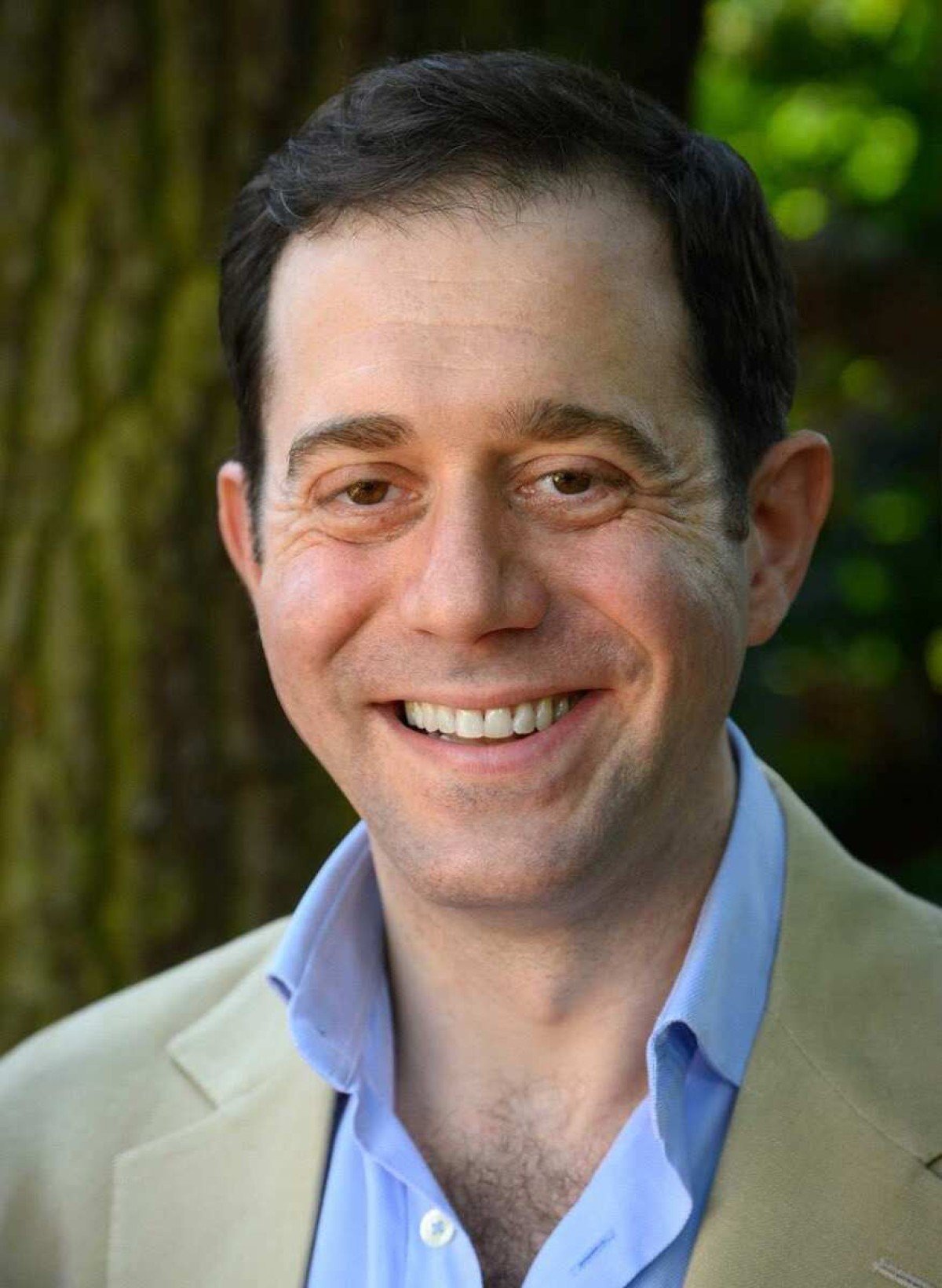 Jonathan Sacerdoti, jornalista brit&acirc;nico e comentarista sobre a fam&iacute;lia real