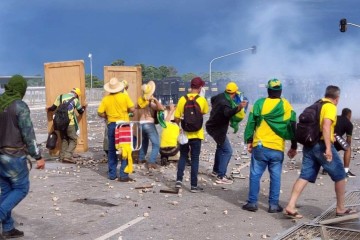 Golpistas invadiraram e depredaram as sedes dos três Poderes, em Brasília -  (crédito: Ed Alves/CB/D.A Press)