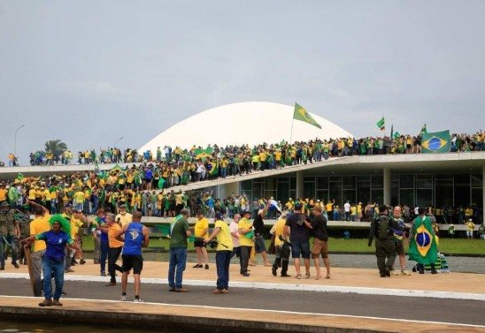  AFP