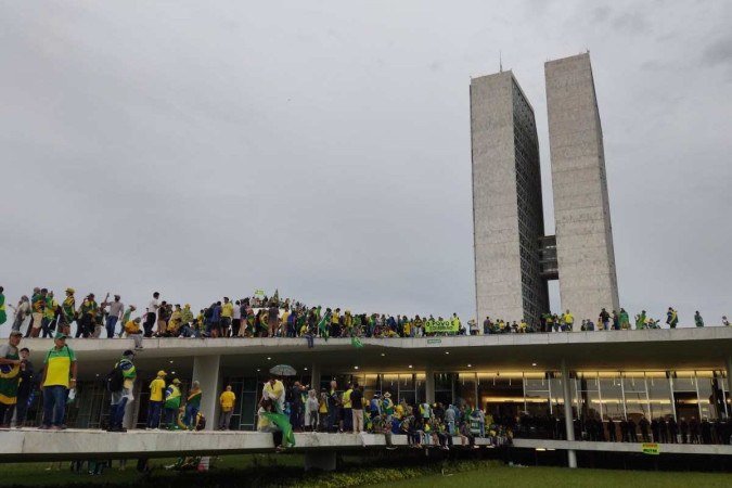  08/01/2023. Credito: Ed Alves/CB/D.A Press. Manifestantes invadem Congresso, STF e Palacio do Planalto.
      