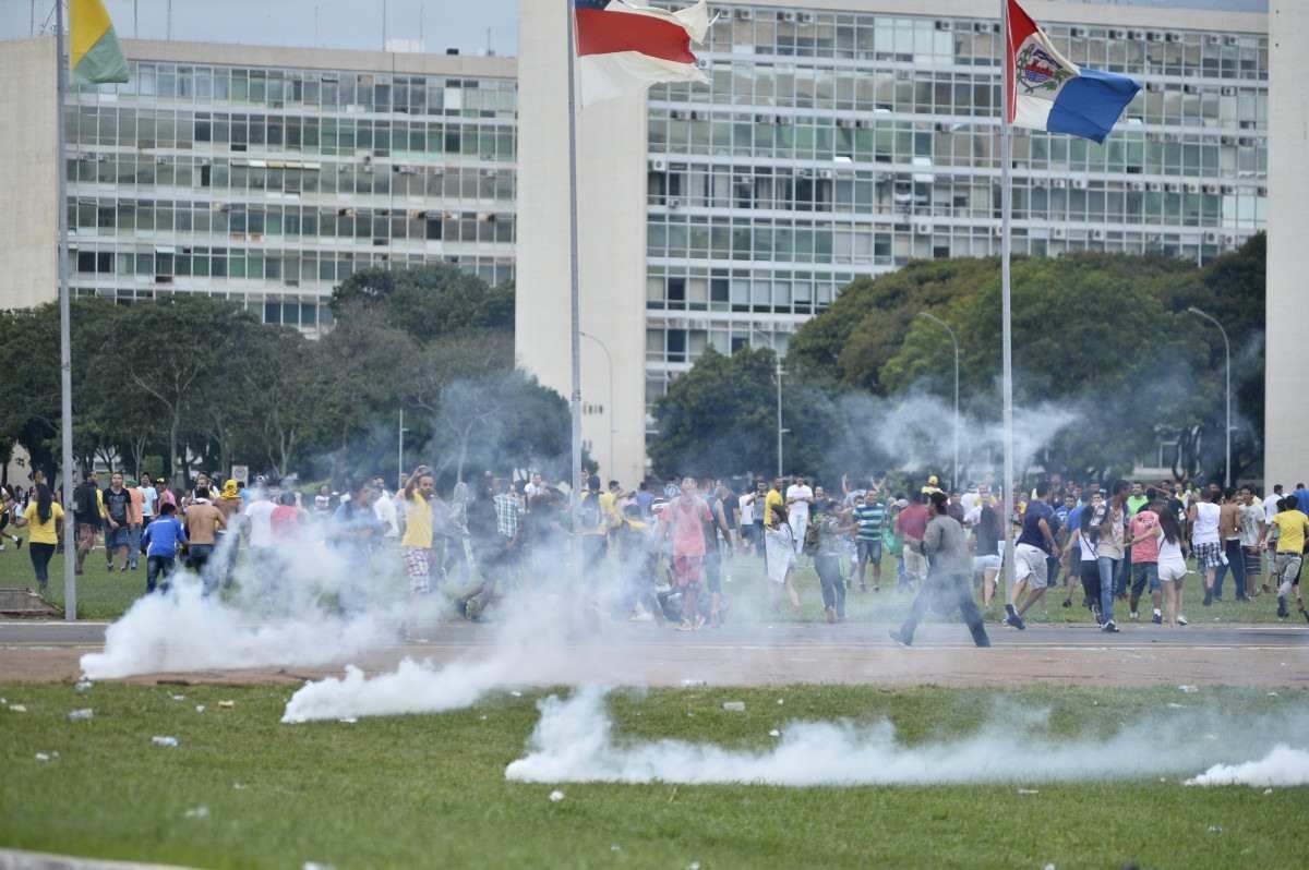 OEA condena, por unanimidade, atos terroristas na Esplanada: 