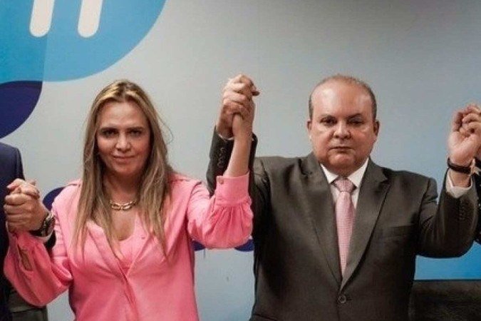 Crédito: Divulgação. Eixo Capital. Celina Leão e Ibaneis Rocha
- (crédito: Divulgação) Crédito: Divulgação. Eixo Capital. Celina Leão e Ibaneis Rocha
- (crédito: Divulgação)
