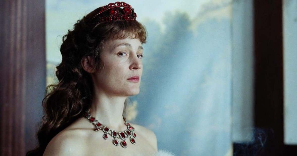 Confira a crítica do filme que atualiza o mito da imperatriz Sissi