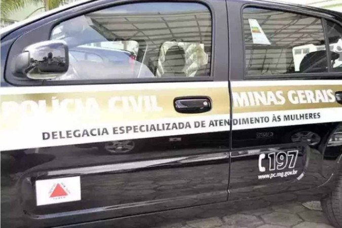O pai do menino e a namorada estão presos na Deam
- (crédito: PCMG) O pai do menino e a namorada estão presos na Deam
- (crédito: PCMG)