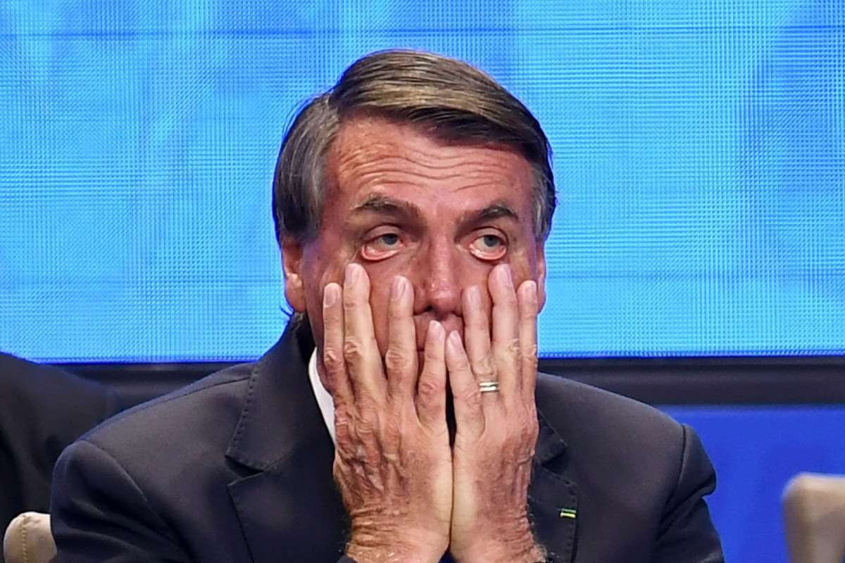 TSE aceita ação e investigará Bolsonaro por uso de Palácios em campanha